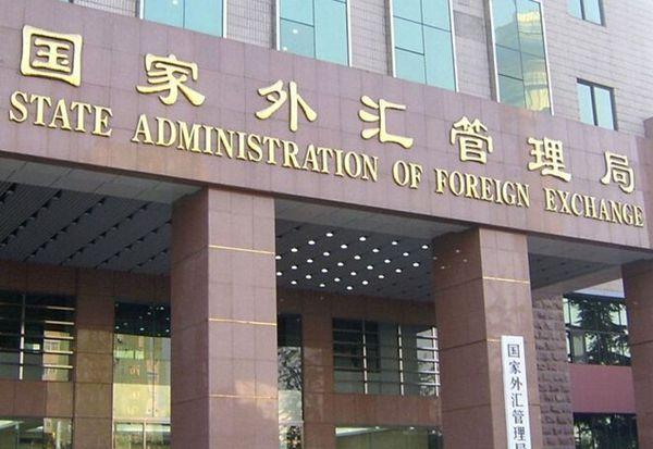 市政务服务中心推出便民措施提升企业办事效率